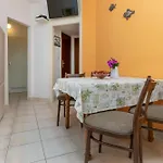 Apartment Neno
